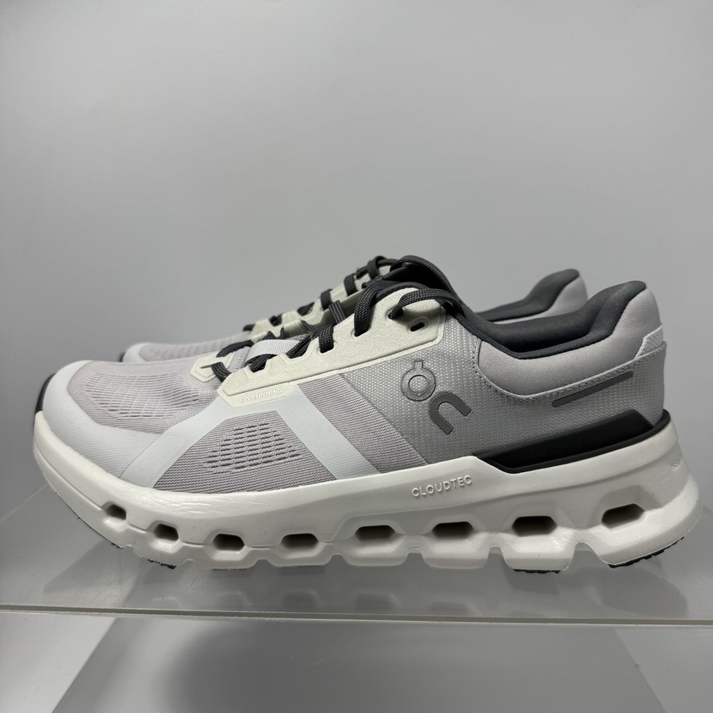 Brand New On Running Cloudrunner 2 Frost White 3WE10130622 Women's Size 10